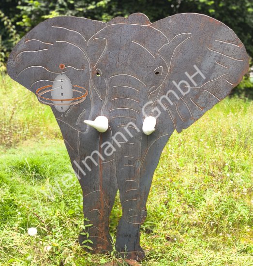 (Bild für) Elefant mit Stoßzähnen - zum Schließen ins Bild klicken